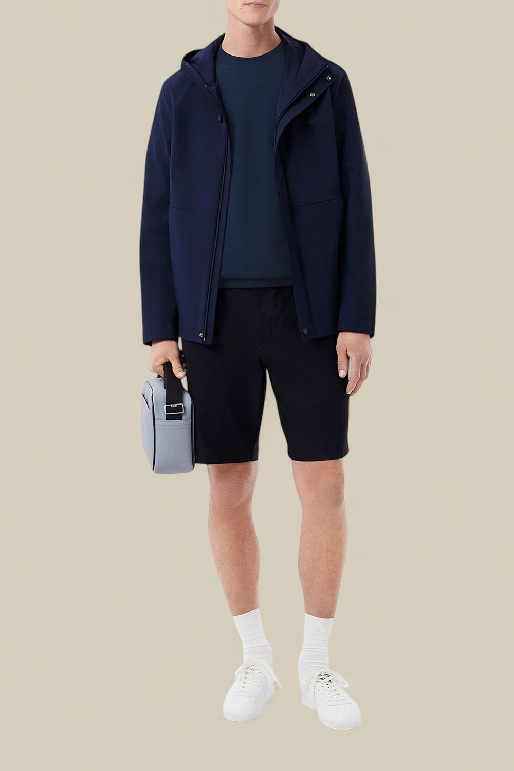 תמונת כל הלוק של סווטשירט